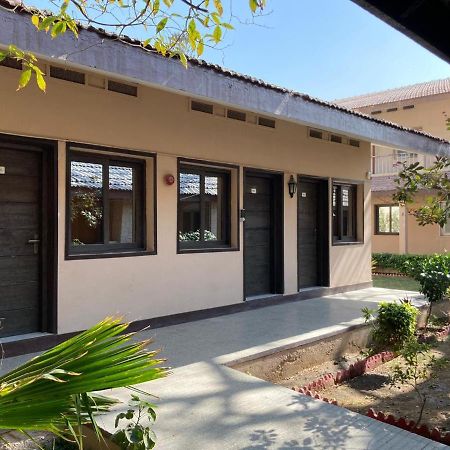 Airport Hotel Karachi Ngoại thất bức ảnh