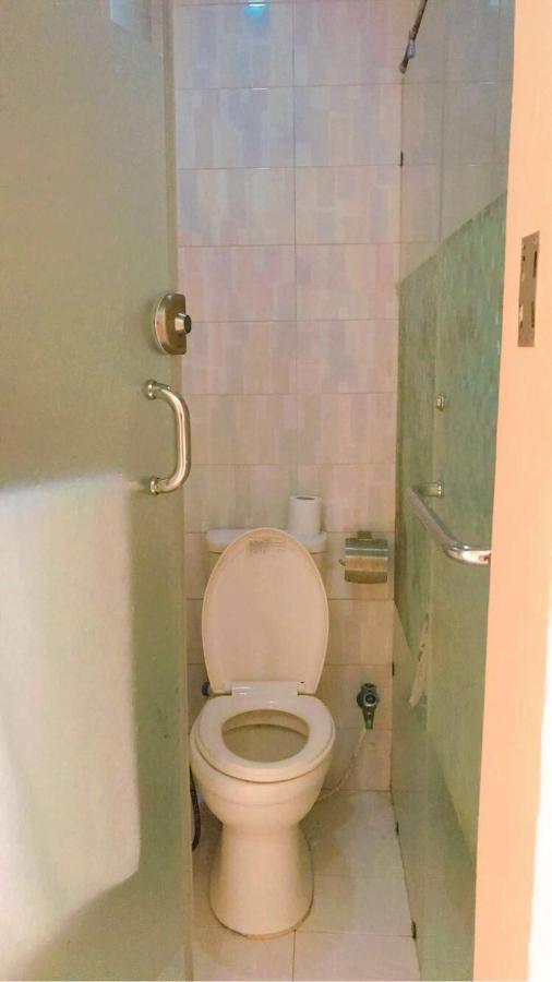 Airport Hotel Karachi Ngoại thất bức ảnh