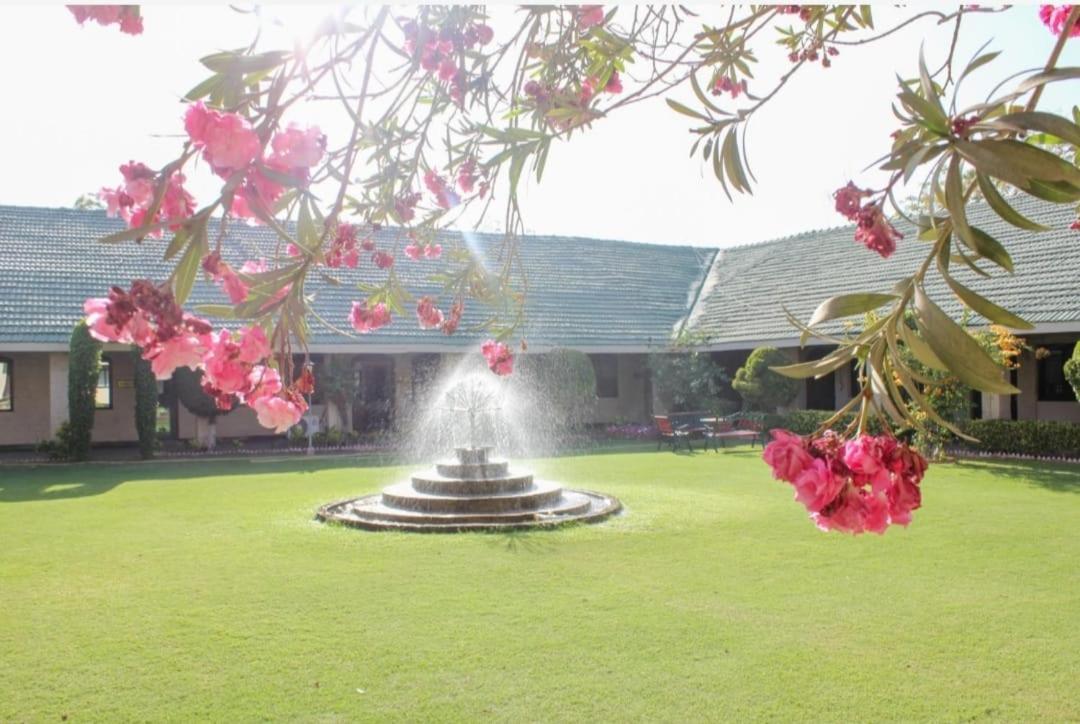 Airport Hotel Karachi Ngoại thất bức ảnh